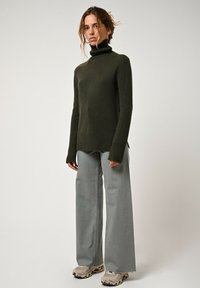 Authentic Cashmere FORNET - Maglione - khaki