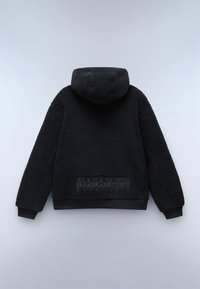 Sort fleece hættejakke med en tekstureret, fluffy overflade, hætte og ribbede manchetter. Har et logo-yndlingsmærke på den nederste ryg.