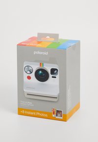 Polaroid NOW GEN 3 COLOR FILM BUNDLE 8 PHOTOS - Camera - white