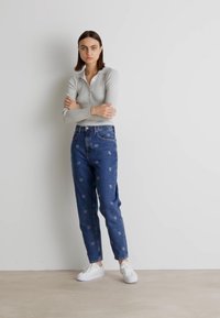Tommy Jeans MOM - Relaxed fit jeans - denim medium
