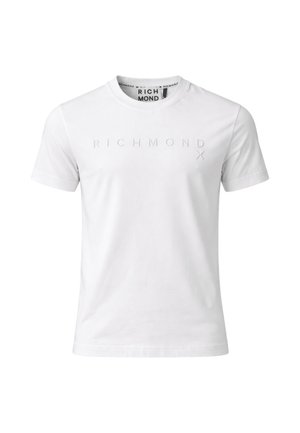 T-shirt bianca a maniche corte con scollo rotondo, con testo in rilievo "RICHMOND X" sul petto e etichetta del marchio stampata all'interno del colletto.