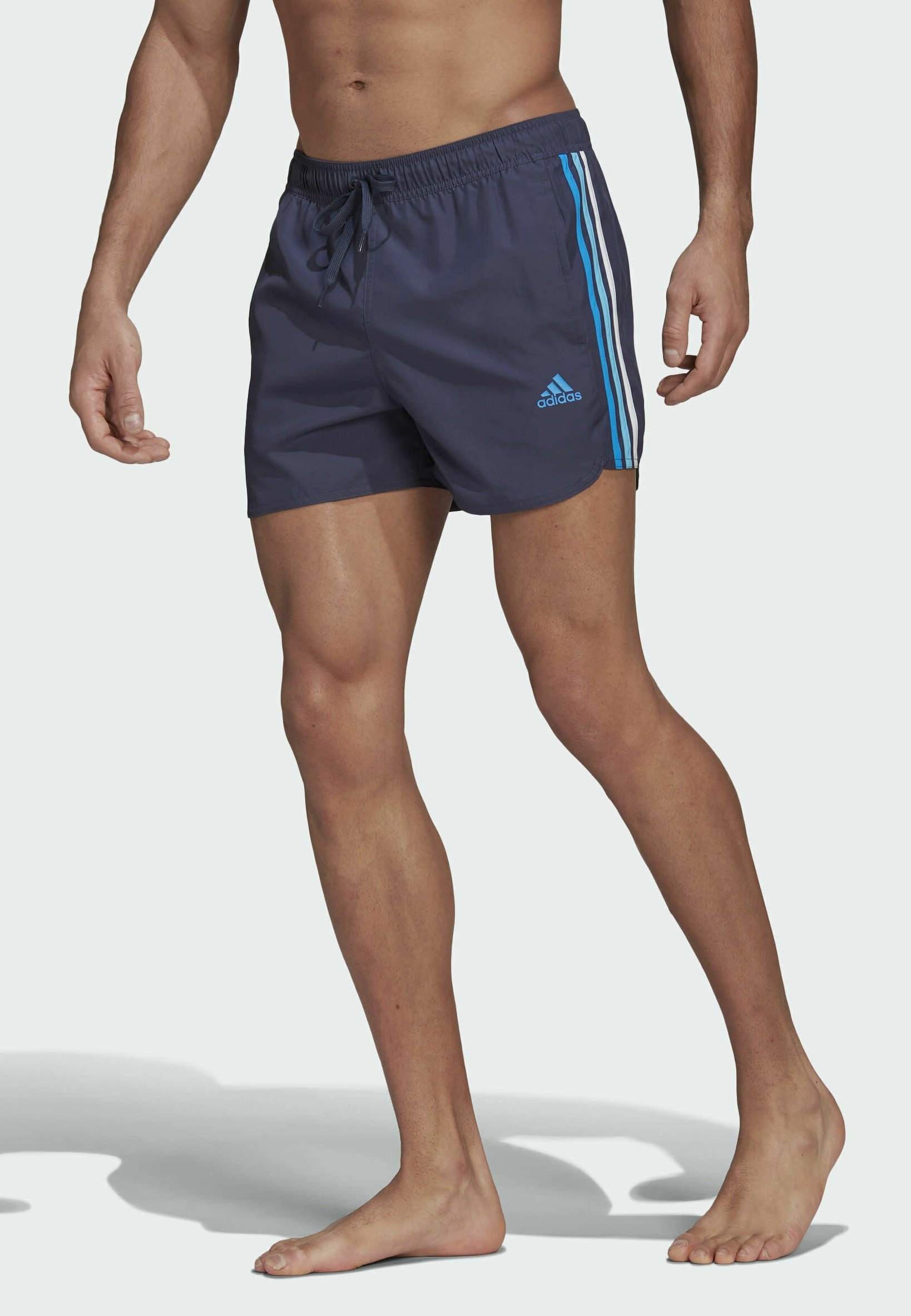 Collezione abbigliamento mare uomo adidas: prezzi, sconti | Drezzy