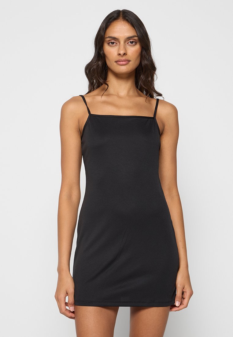 Schwarzes ärmelloses Minikleid mit dünnen Spaghettiträgern, glatter Textur und figurbetontem Schnitt, aus dehnbarem Material gefertigt.