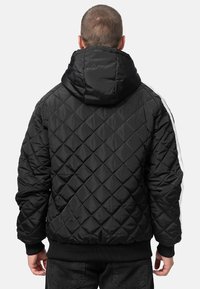 Lonsdale Zimní bunda - black