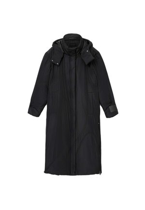 Schwarzer, langer Daunenmantel mit Kapuze, ausgestattet mit einem Reißverschluss, Seitentaschen und gesteppten Details für Textur und Wärme.