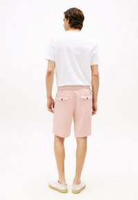 Tommy Hilfiger HARLEM SHORT - Shorts - foggy pink