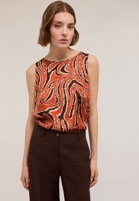Unselected, arancione