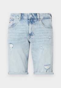 Pantalones cortos de mezclilla azul claro con detalles desgastados, puños enrollados y un diseño clásico de cinco bolsillos. Hechos de material de algodón transpirable.