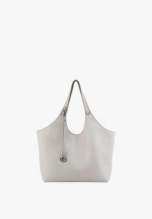 Grand sac cabas en cuir gris clair avec une seule bandoulière et une tirette de fermeture éclair décorative à double anneau sur le devant.