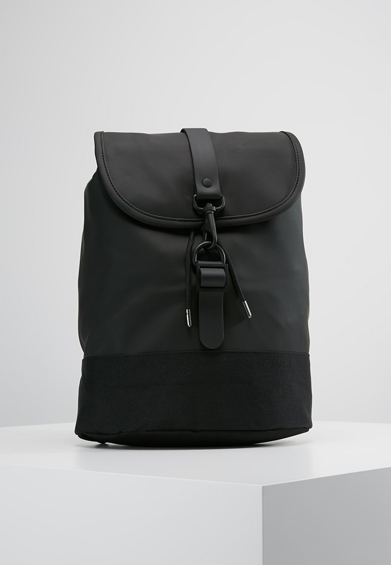 rains drawstring backpack