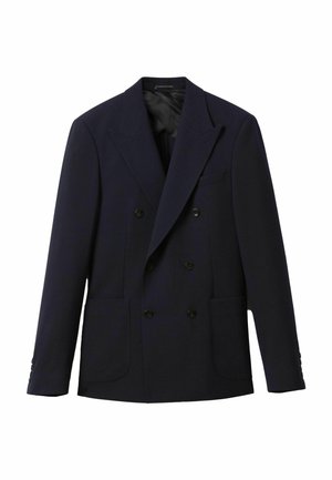 Tmavomodrý dvojradový blejzer s výrezovými klopami, šiestimi čiernymi gombíkmi, dvoma prednými náprsnými vreckami a dlhými rukávmi.