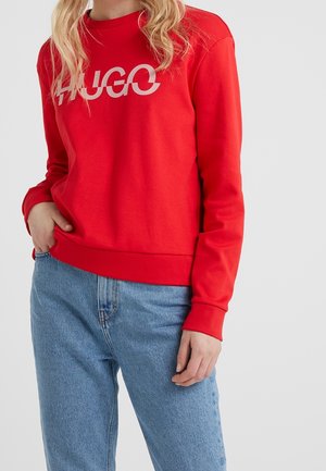 Sweater - red