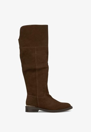Braune Wildleder-Stiefel über dem Knie mit flachem Absatz. Sie besitzen eine glatte Textur, gestickte Details und ein rundes Zehen-Design.