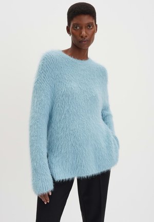 CHUNKY LOCKERE PASSFORM RUNDHALSAUSSCHNITT - Strickpullover - arctic blue