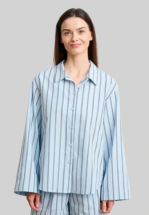 - Koszulka do spania