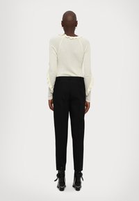 MAX&Co. DISPLAY - Nadrágok - schwarz