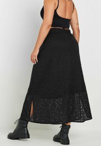 Yours Clothing A-lijn rok - black