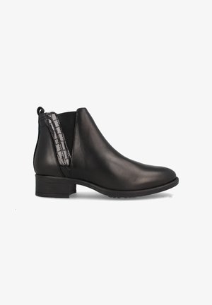 Botas de cuero negro hasta el tobillo con un bajo tacón cuadrado, paneles laterales elásticos y un acento texturizado en la parte posterior. Acabado liso, diseño elegante.