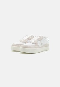 Calvin Klein Jeans CLASSIC CUPSOLE ICONIC  - Tenisky - bright white/green palm