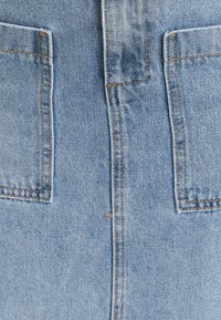ST MRLO HAMISH MIDI - Džinsinė suknelė - light blue wash