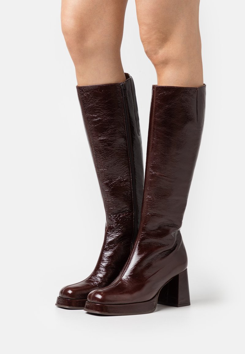 chie mihara bottines