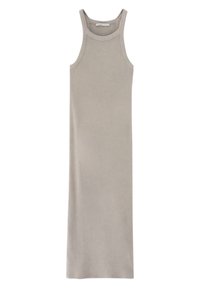 Robe longue ajustée sans manches de couleur beige clair, confectionnée dans un matériau doux avec une texture lisse et un col arrondi. Sans motifs ni ornements.