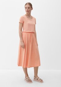 s.Oliver MIT U-AUSSCHNITT - T-shirt basic