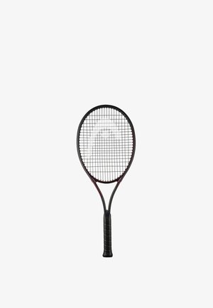 Raquette de tennis noire avec cordes bien tendues et poignée ergonomique, centrée sur un fond blanc.