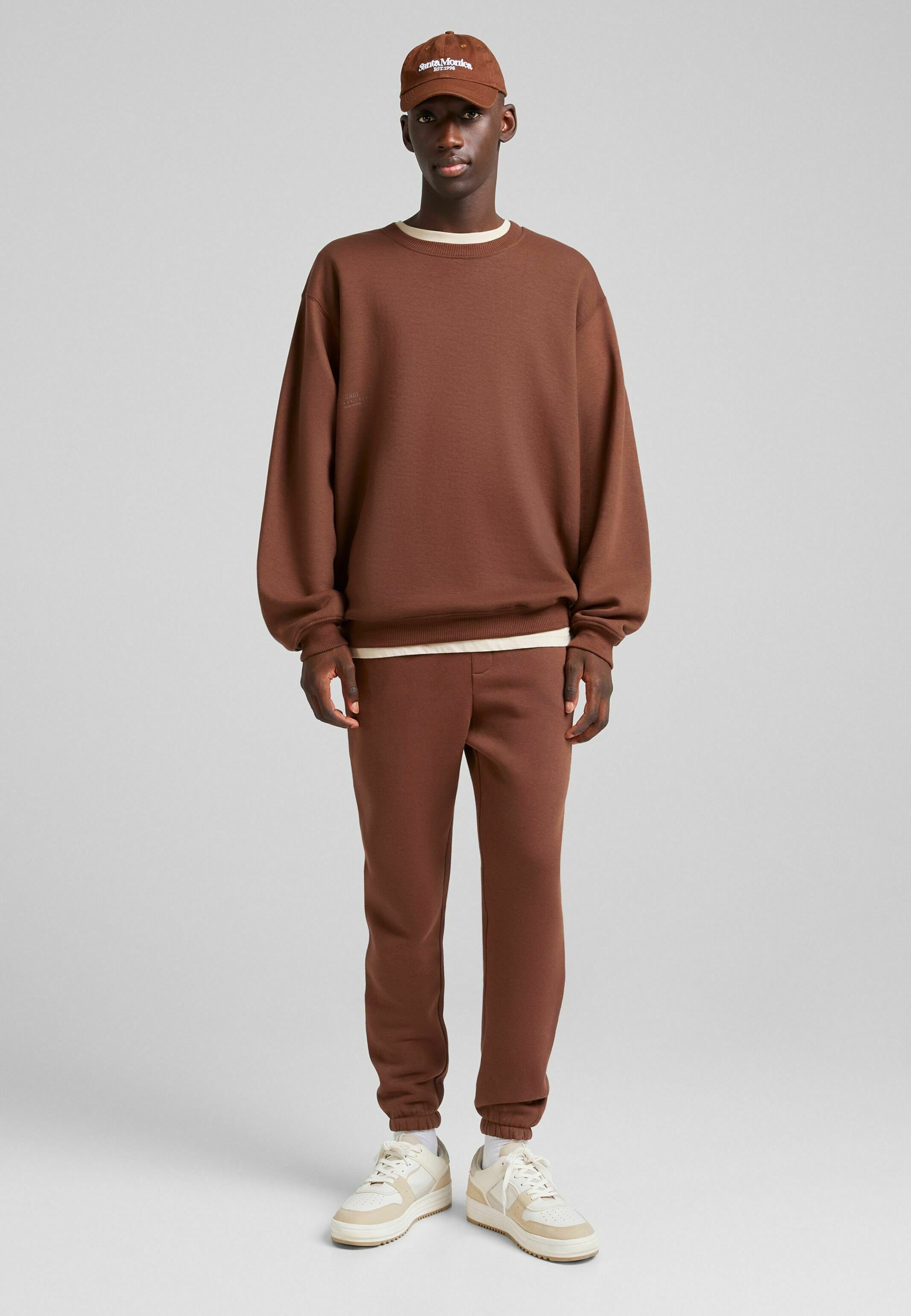 Bershka Tracksuit bottoms - brown - Zalando.de