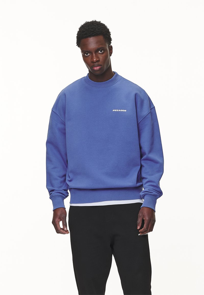 Pegador LOGO OVERSIZED SWEATER - Sweatshirt - washed retro blue/white gum