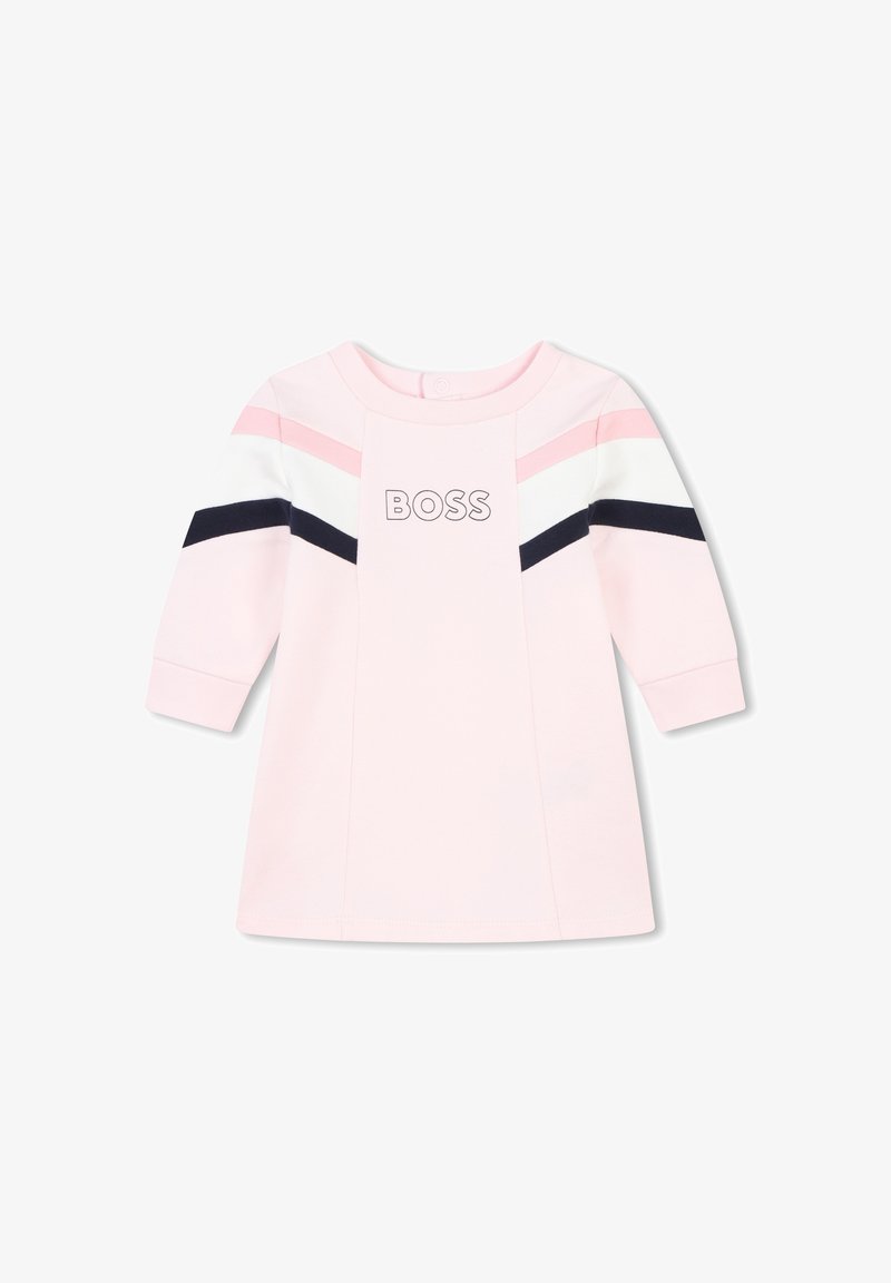 Robe longue à manches longues en coton, avec des accents en blocs de couleurs en blanc, rose et marine, et un logo "BOSS" imprimé sur le devant.