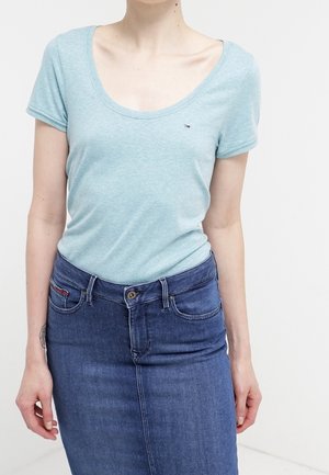 T-Shirt basic - light blue