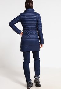 The North Face Abrigo de plumas - dark blue