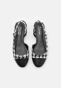 Call it Spring SOFIIA - Decolleté - black/white