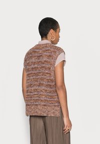 Saint Tropez KARISSA VEST - Camisola - cappuccino