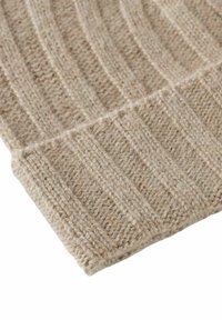 John Henric CLASSIC CABLE - Muts - beige