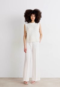BOSS TIKELA - Housut - open white