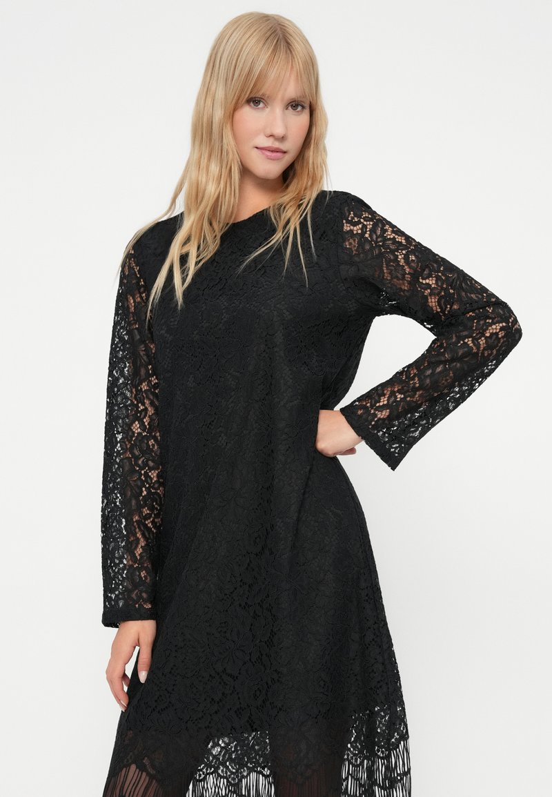 Selected SLFMIBELLE REGULAR SHORT LACE DRESS - Cocktail dress / Party dress  - black - Zalando.co.uk