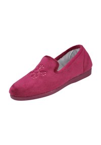 Zapatilla tipo mocasín burdeos hecha de tela suave con un diseño de bordado floral en la parte delantera. Cuenta con una suela plana y texturizada para mayor comodidad.