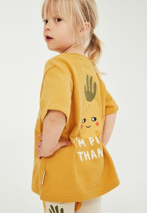 Minories, SHORT SLEEVE T-SHIRT WITH PRINT UNISEX - T-shirt print - yellow