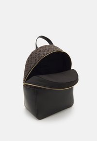 Tommy Hilfiger JACQUARD BACKPACK - Ruksak - black