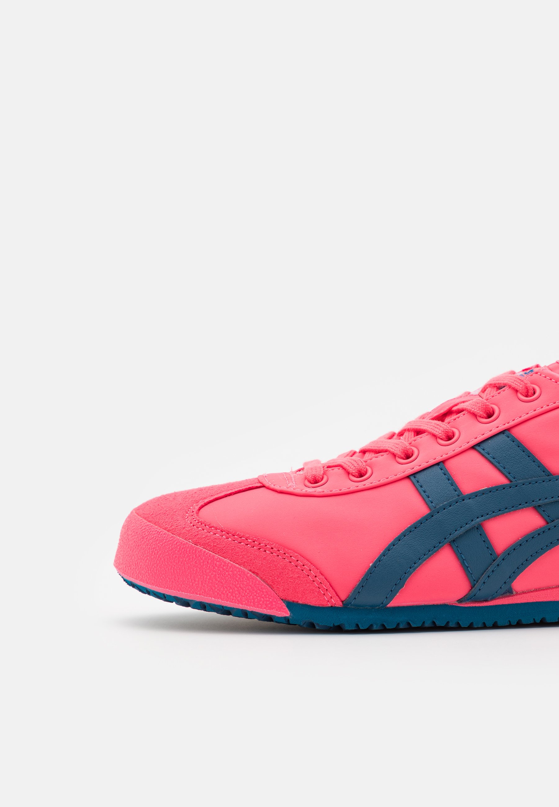 th109l onitsuka