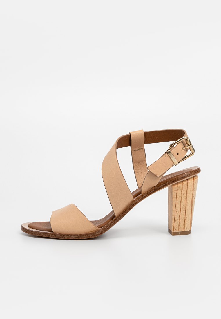 Vanessa Bruno Sandalen met hoge hak beige
