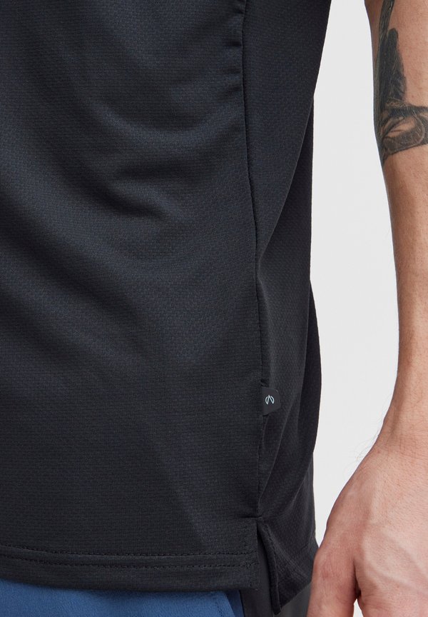 NBELWIN - Basic T-shirt3