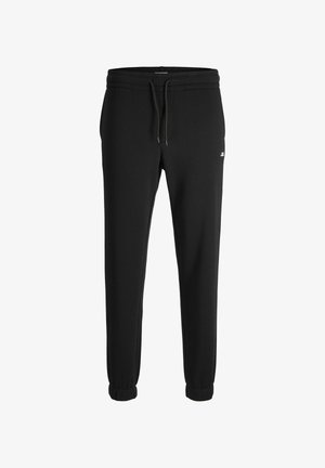 Fekete melegítőnadrág rugalmas szegélyekkel, húzózsinóros derékkal, oldalzsebekkel és egy kis fehér logóval a combon, fehér háttéren bemutatva.