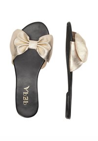 IZIA Papucsszandálok - gold metallic