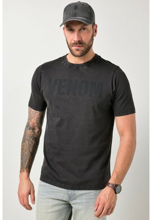HALF-SLEEVE VINTAGE LOOK UP TO SIZE - T-Shirt print - black