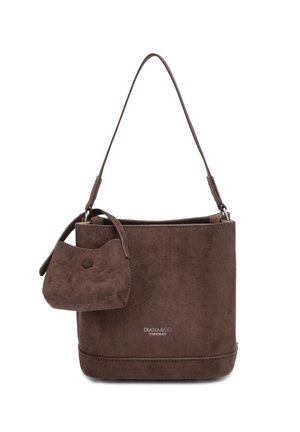 Borsa a secchiello in camoscio marrone con tracolla e piccola pochette annessa, con logo "DIANA & CO FIRENZE" impresso sul davanti.