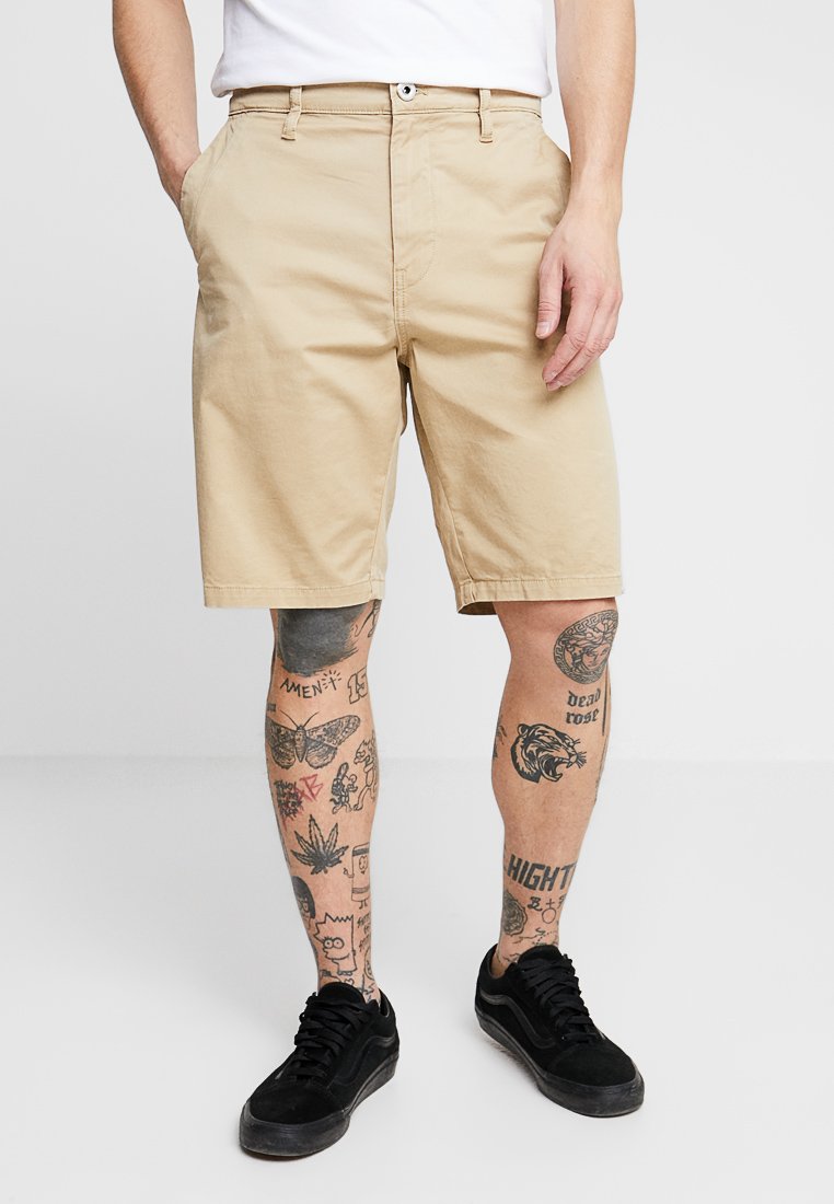 bronson straight short