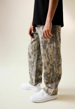 Next, ALL OVER PRINTED  - Jean boyfriend - denim brown